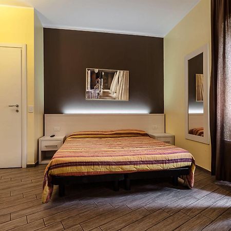Baldassarre Milan Extérieur photo