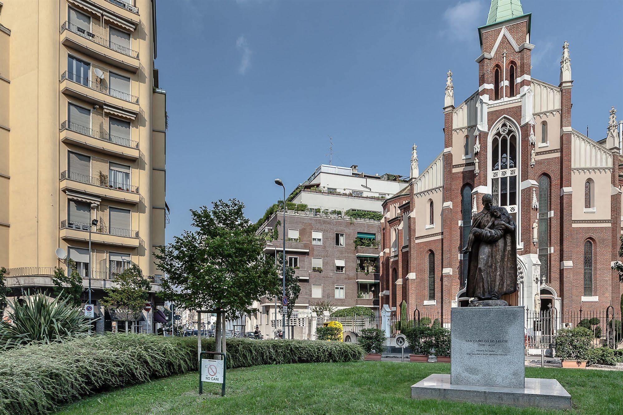 Baldassarre Milan Extérieur photo