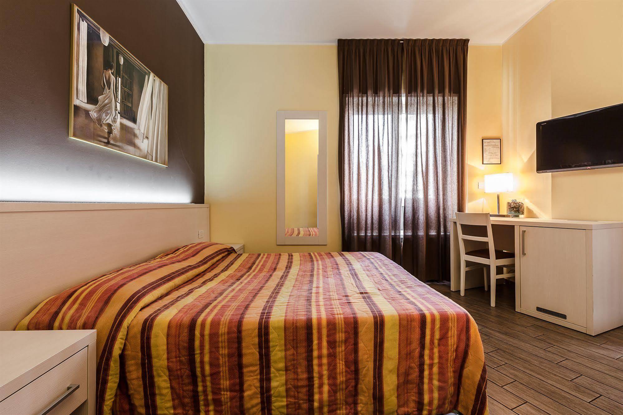 Baldassarre Milan Extérieur photo