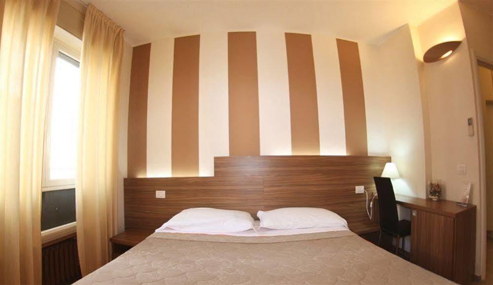 Baldassarre Milan Extérieur photo