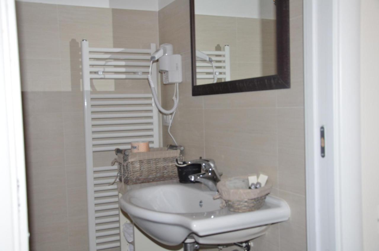 Baldassarre Milan Chambre photo